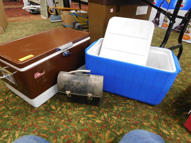 lot 11 image: TWO CHEST COOLERS AND METAL LUNCH BOX