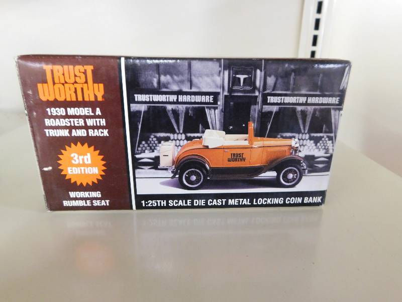 lot 46 image: 1930 MODEL A ROADSTER WITH TRUNK AND RACK COLLECTORS CAR, TRUST WORTHY