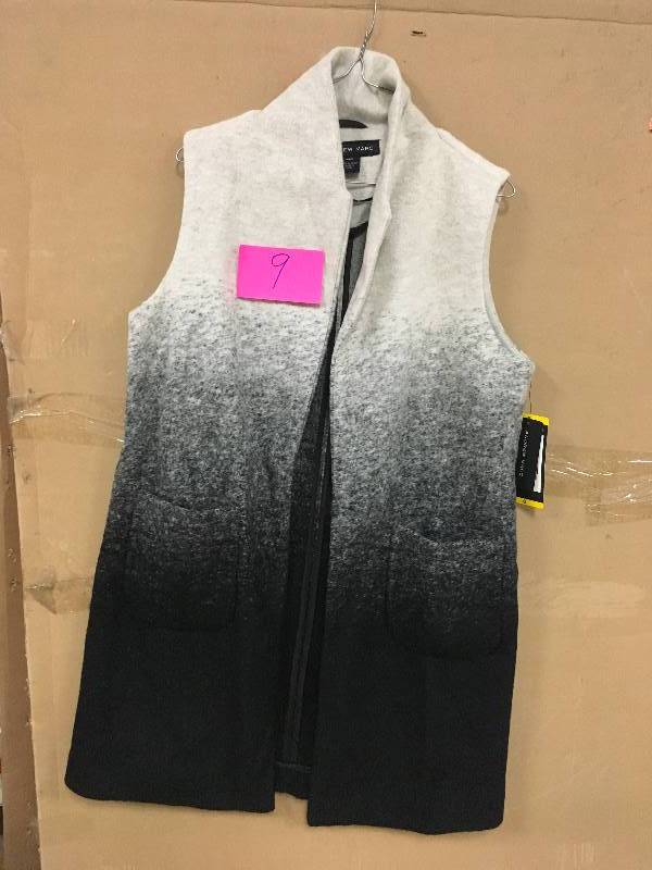 lot 9 image: Womens Andrew Marc Wool Long Vest - Size S open box never used