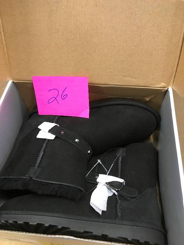 lot 26 image: Kirkland Kids Firls ShearlingFur Trimmed Buck Black Snow Boot, Size 3 New