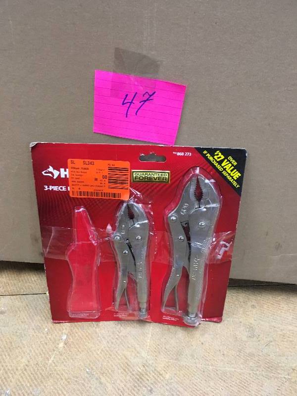 lot 47 image: Husky Locking Pliers Set - Missing One Piece New