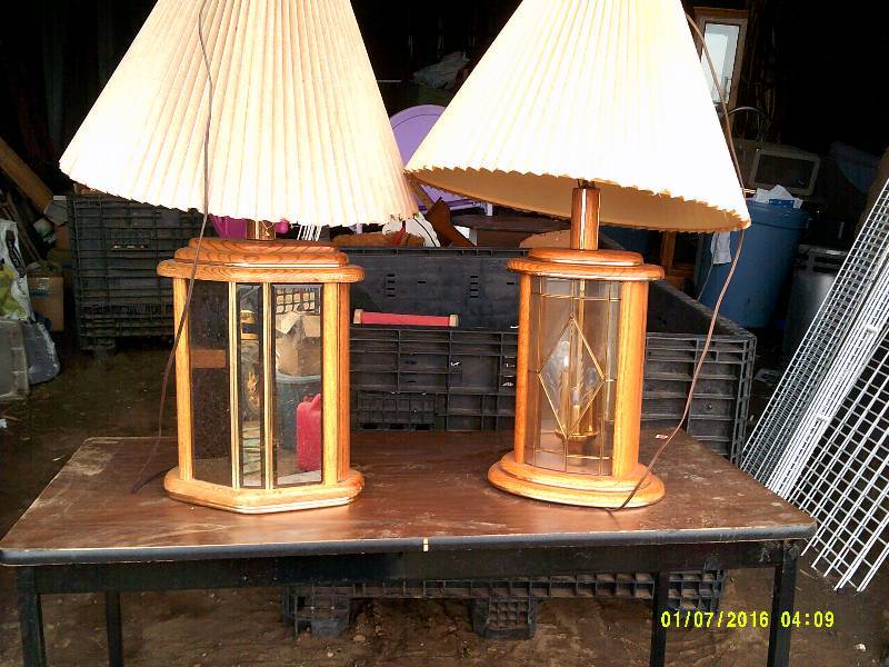 2 OAK AND GLASS TABLE LAMPS