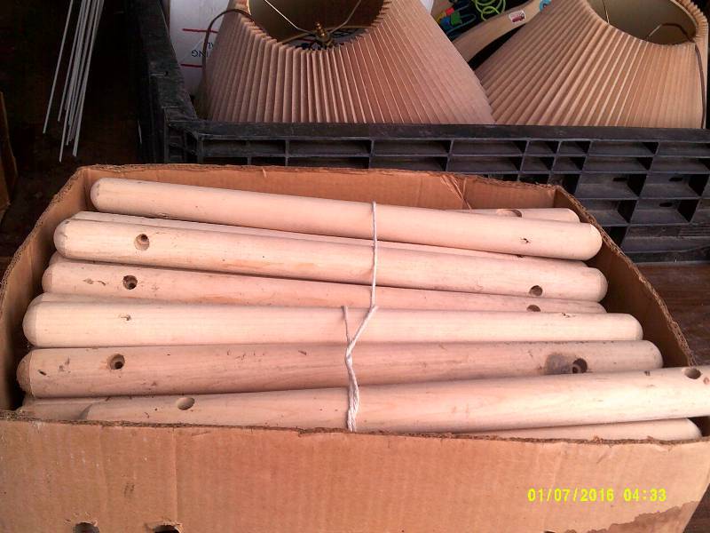 CASE OF WOODEN DOWELS