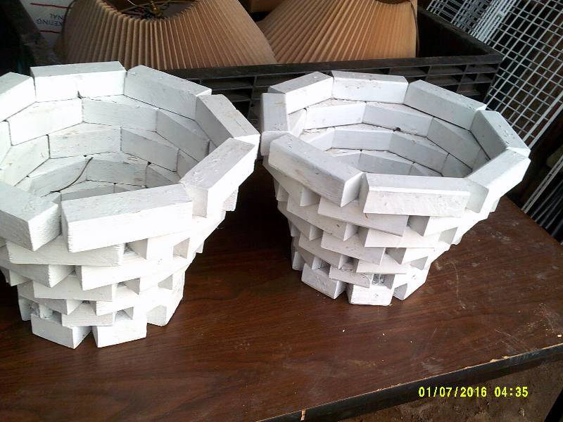2 WOODEN FLOWER POTS