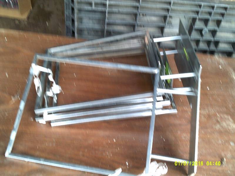 METAL TABLE TOP SIGN HOLDERS