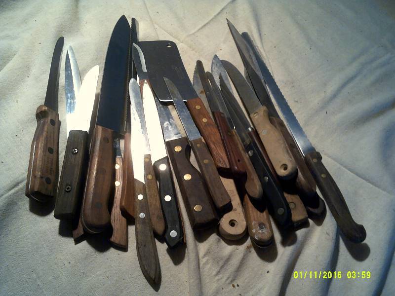 WOOD HANDLED KNIVES