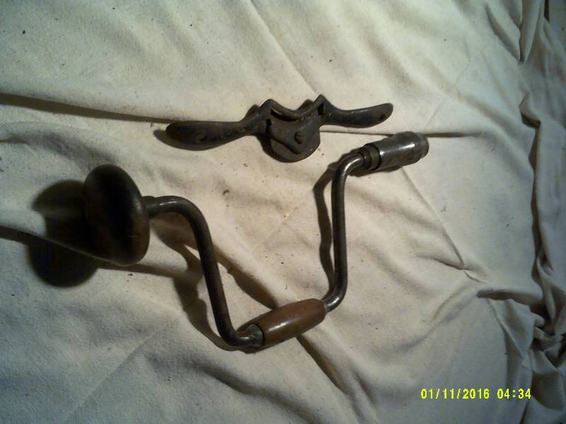ANTIQUE HAND TOOLS