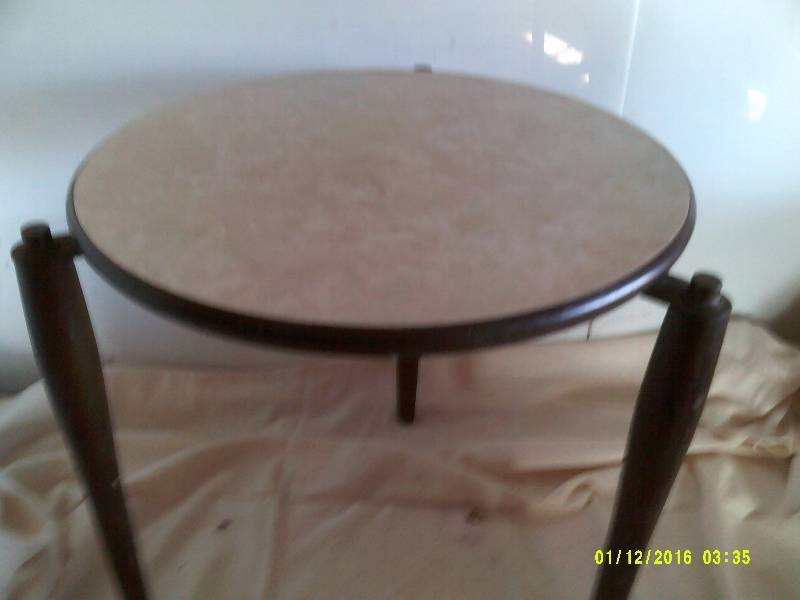 VINTAGE WOODEN STOOL