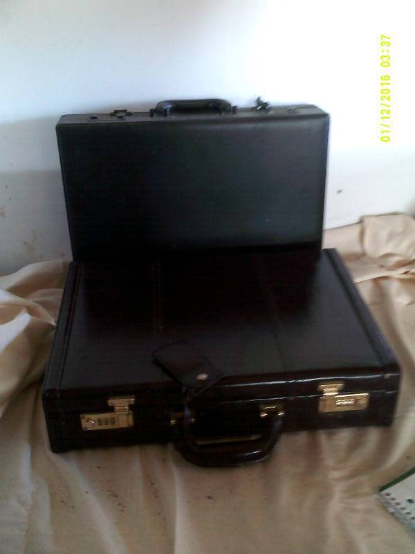 2 BREIF CASES