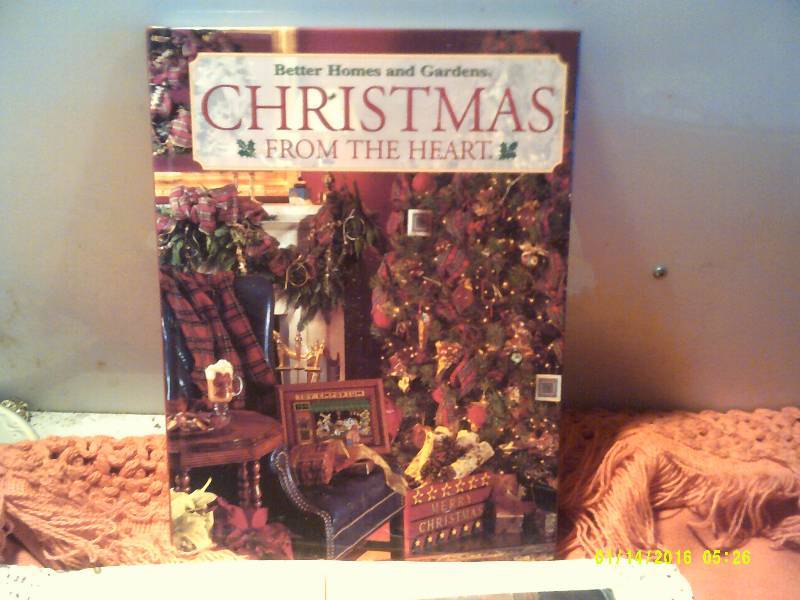 HARDCOVER AND PAPER BACK COOK BOOKS