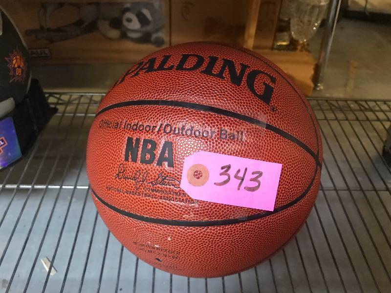 NBA AUTOGRAPHED BASKETBALL