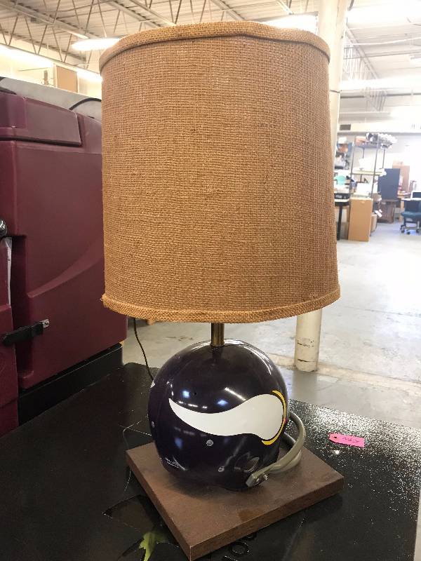 MINNESOTA VIKINGS TABLE LAMP