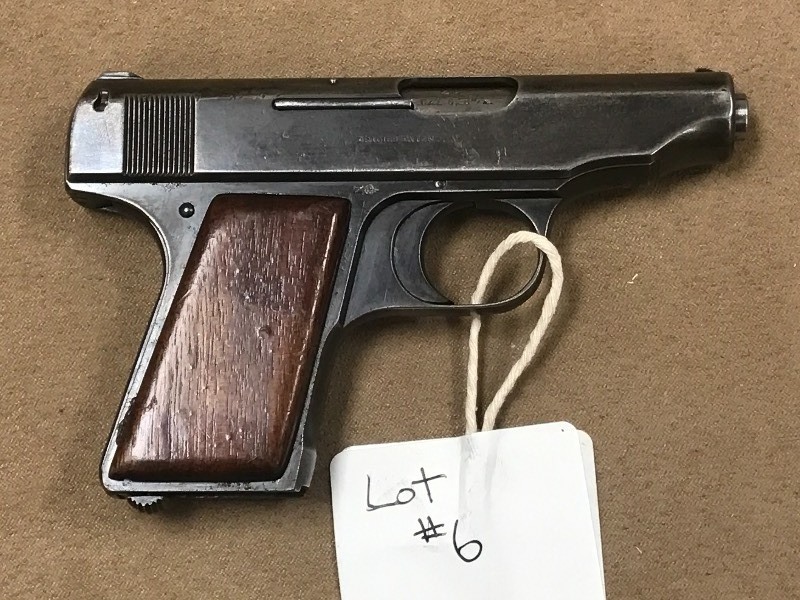 lot 6 image: Duetsche-Werke Handgun