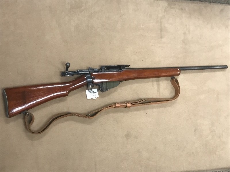 lot 10 image: British 303-Caliber Rifle