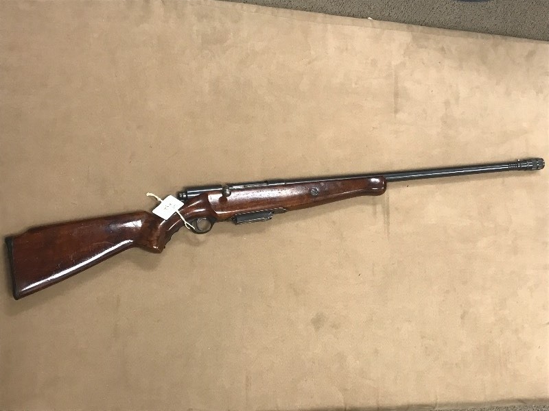 lot 12 image: O.F. Mossberg Model 190 Shotgun