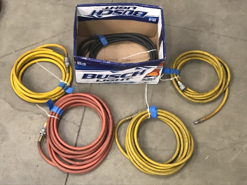 lot 10 image: Box Of (5) 14 Air Hoses With Schr...