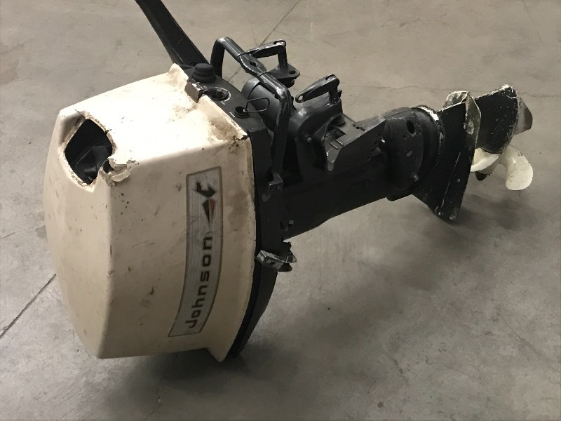 lot 29 image: 1970 Johnson 18HP Short-Shaft Outbo...