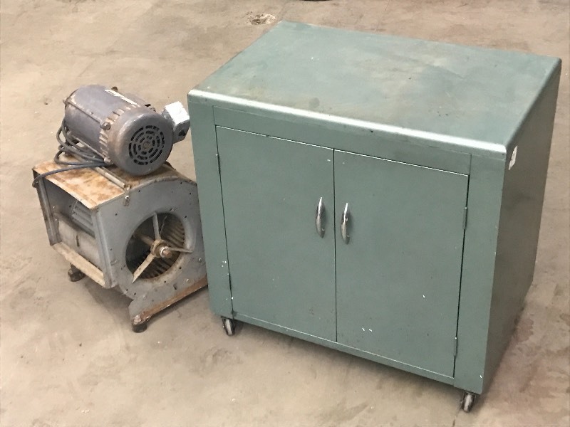 lot 47 image: (1) 36 Rolling Shop Cabinet & (1) ...