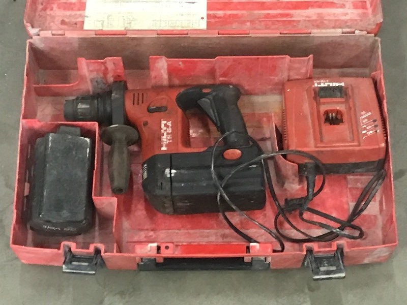 lot 64 image: Hilti TE6-A Cordless Hammer Drill S...