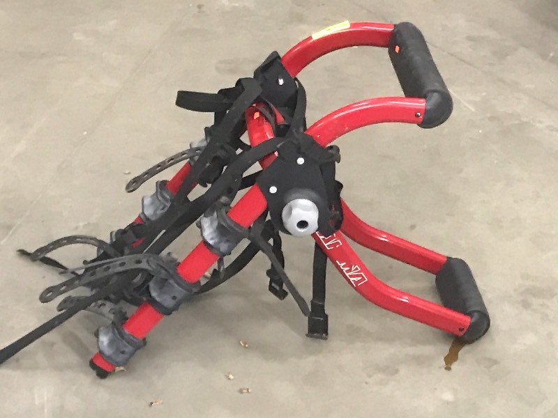 lot 76 image: Yakima 3-Place Bike Rack ...
