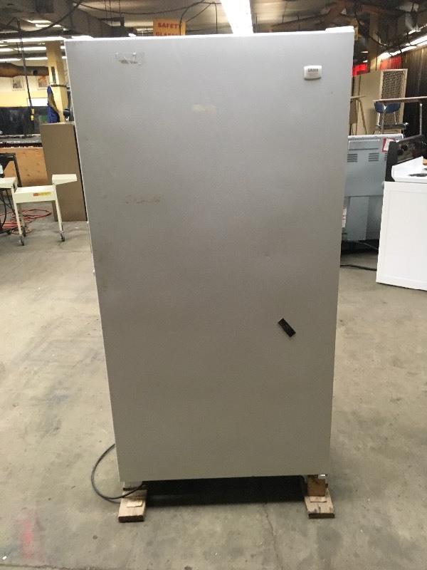 lot 3 image: Gibson Freezer