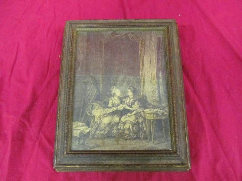 lot 38 image: jewelry box