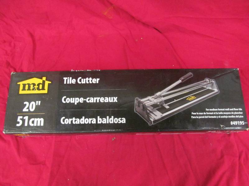 lot 44 image: MD tile cutter