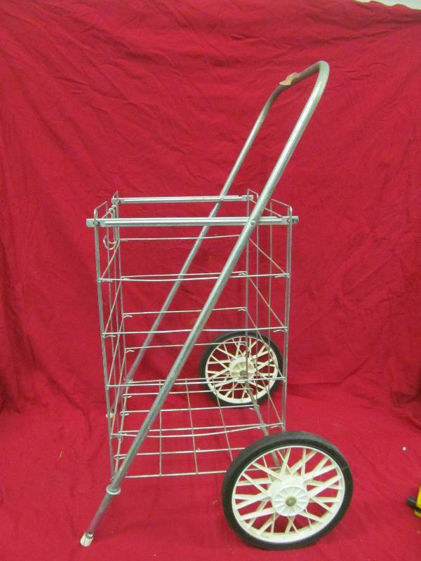 lot 54 image: wire cart