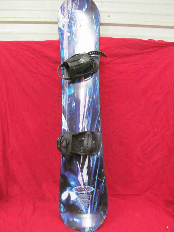 lot 55 image: Free Ridge snowboard