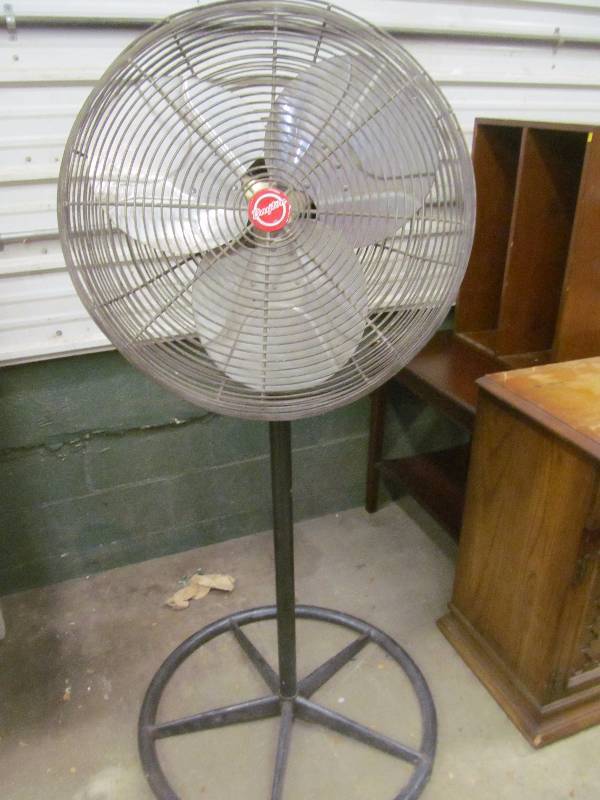 lot 62 image: Dayton Industrial fan