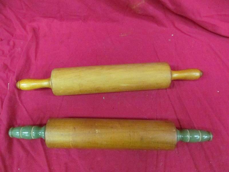 lot 78 image: vintage rolling pins