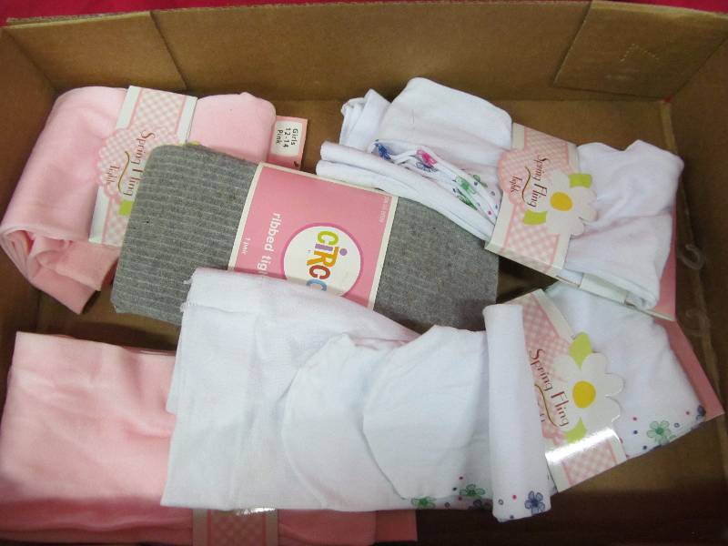 lot 89 image: girls tights
