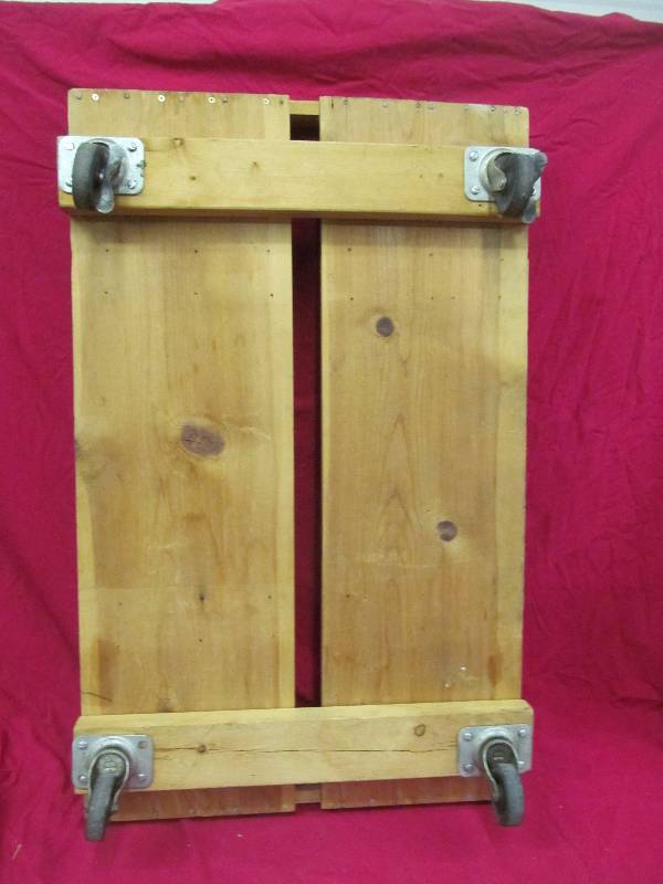 lot 138 image: furniture cart