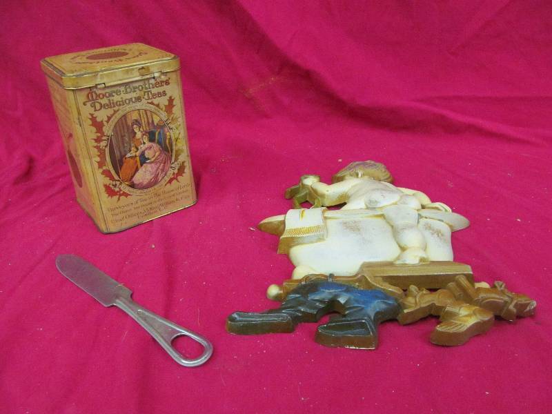 lot 140 image: vintage dcor