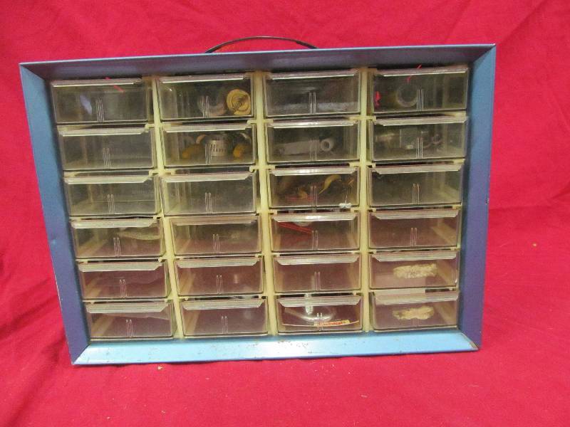 lot 190 image: metal organizer