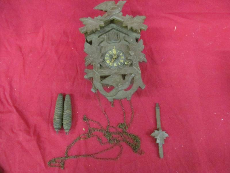 lot 203 image: Cuckoo clock made in Germany