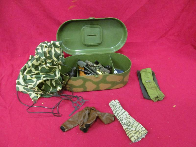 lot 217 image: G I Joe clothes and accessories