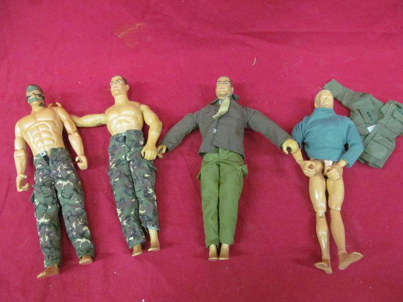 lot 219 image: G I Joe dolls