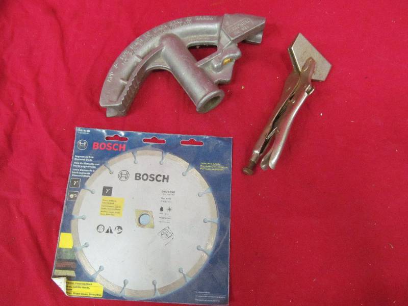 lot 227 image: Bosch saw masonry blade, conduit pipe bender