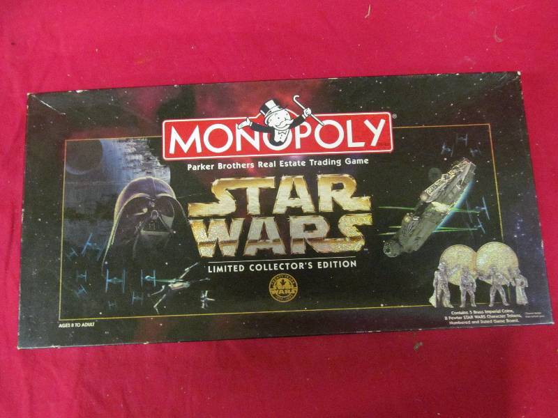 lot 229 image: Monopoly Star Wars Limited collectors edition game