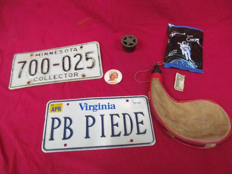 lot 290 image: license plates