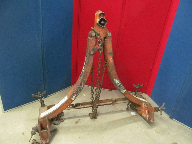 lot 303 image: U Haul hitch