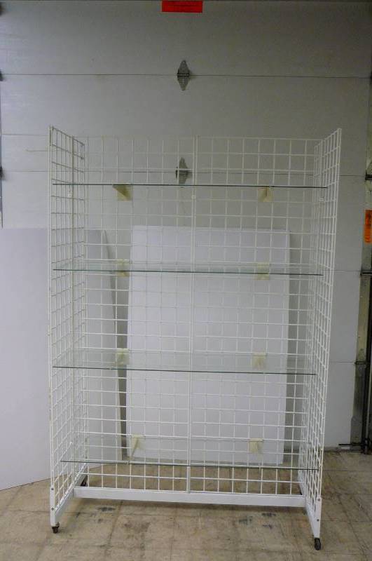 Grit Racking w Glass Shelves 75 Tall