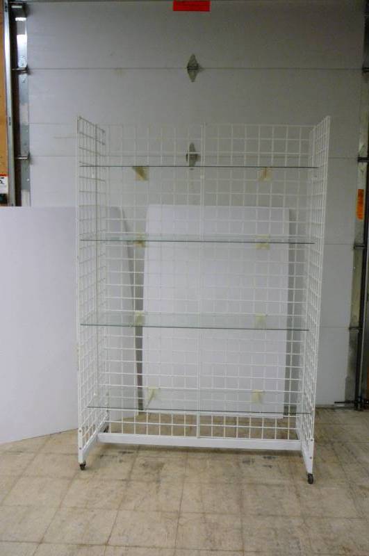 Grit Racking w Glass Shelves 75 Tall