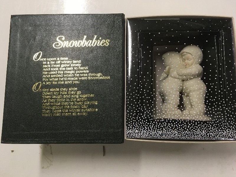 lot 15 image: Snowbabies - I Need a Hug Figurine