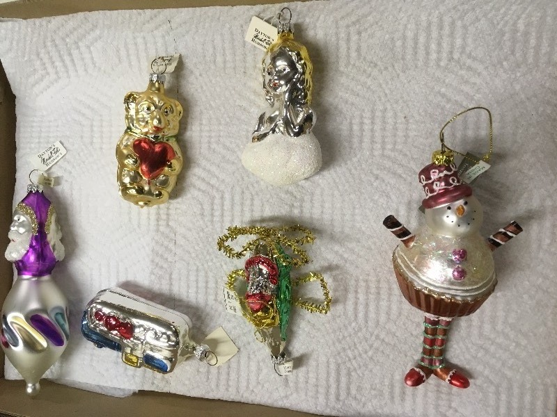 lot 65 image: Ornaments Blown Glass