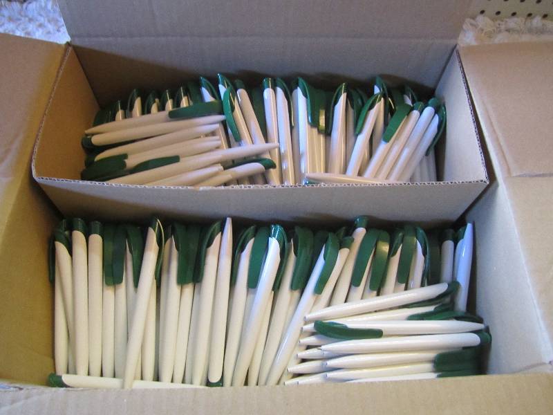 Case of 500 Ink Pens Unknown if qua...