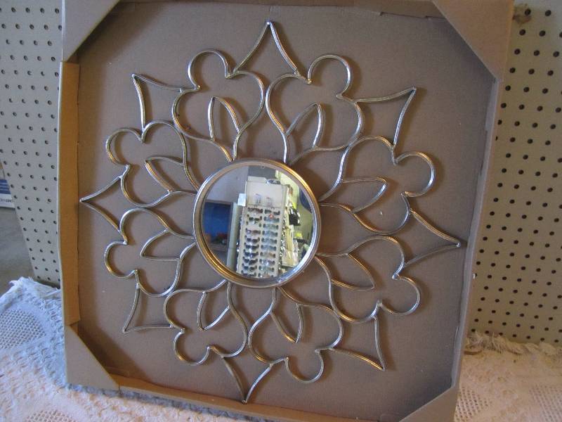 Stratton Home Decor Francesca Wall ...