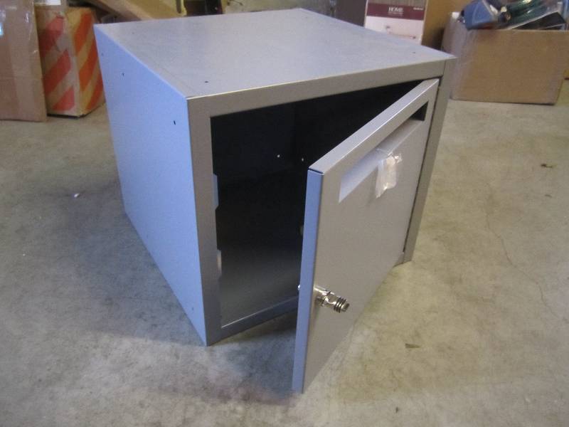 Large Metal Locking Drop Box with K...