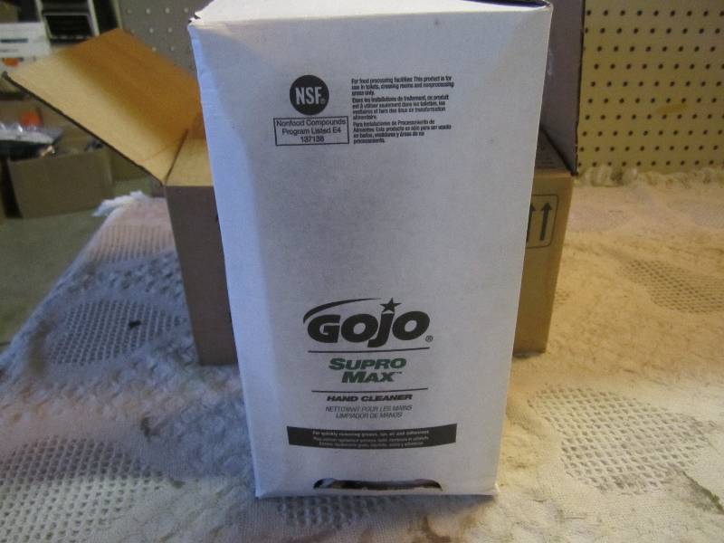 Box of 2 GoJo Hand Cleaner Refills ...